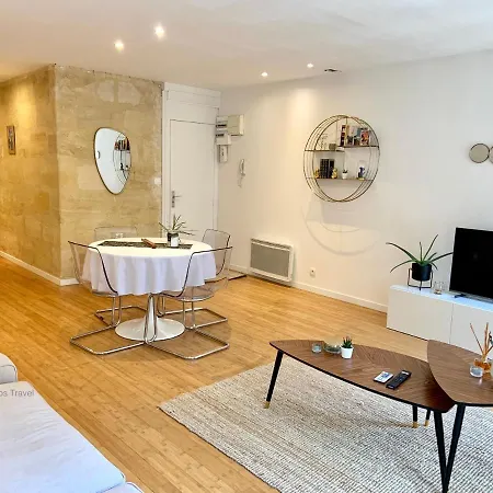 Le Sainte Croix, Beau T2 Lumineux A 800 M De La Gare St Jean Apartment *